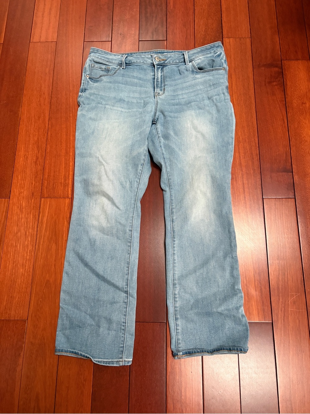 Old Navy Light Light Blue Boot-Cut Jeans ladies size 14